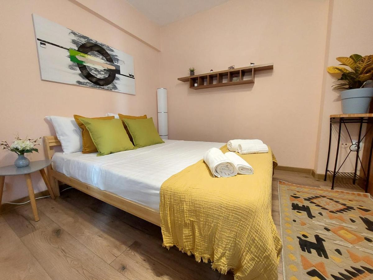 Laroka House Cosy Studio Universitate Bucarest Exterior foto