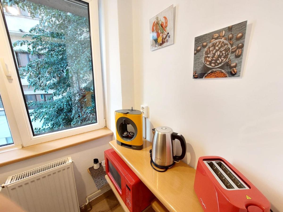 Laroka House Cosy Studio Universitate Bucarest Exterior foto